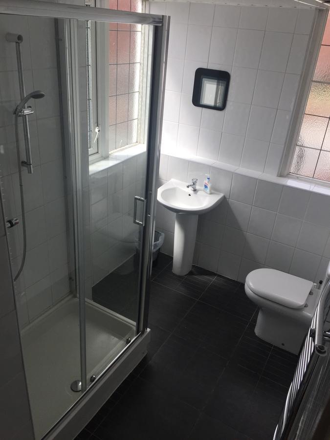 Queen Victoria Hotel Wolverhampton Luaran gambar