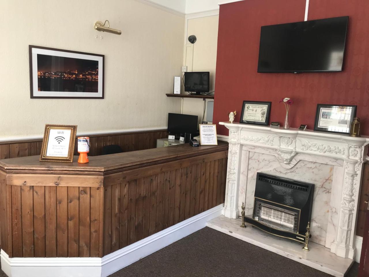 Queen Victoria Hotel Wolverhampton Luaran gambar