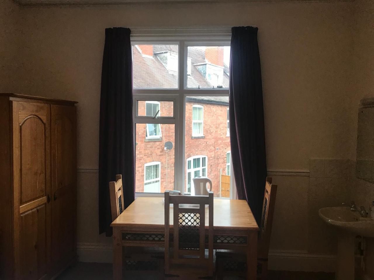 Queen Victoria Hotel Wolverhampton Luaran gambar